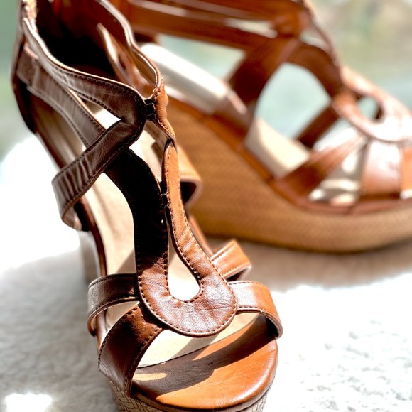 Used Top Moda Open Toed Platform Wedge Sandal Size 8 1/2 - Picture 5 of 7